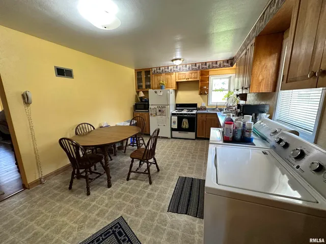 $202,000 | 4622 Meadow Lane, Bartonville, IL 61607