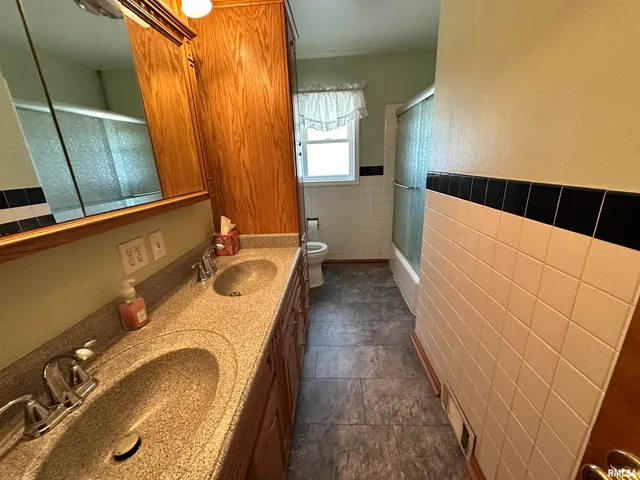 $202,000 | 4622 Meadow Lane, Bartonville, IL 61607