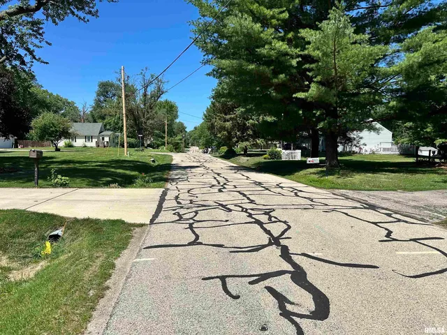 $202,000 | 4622 Meadow Lane, Bartonville, IL 61607