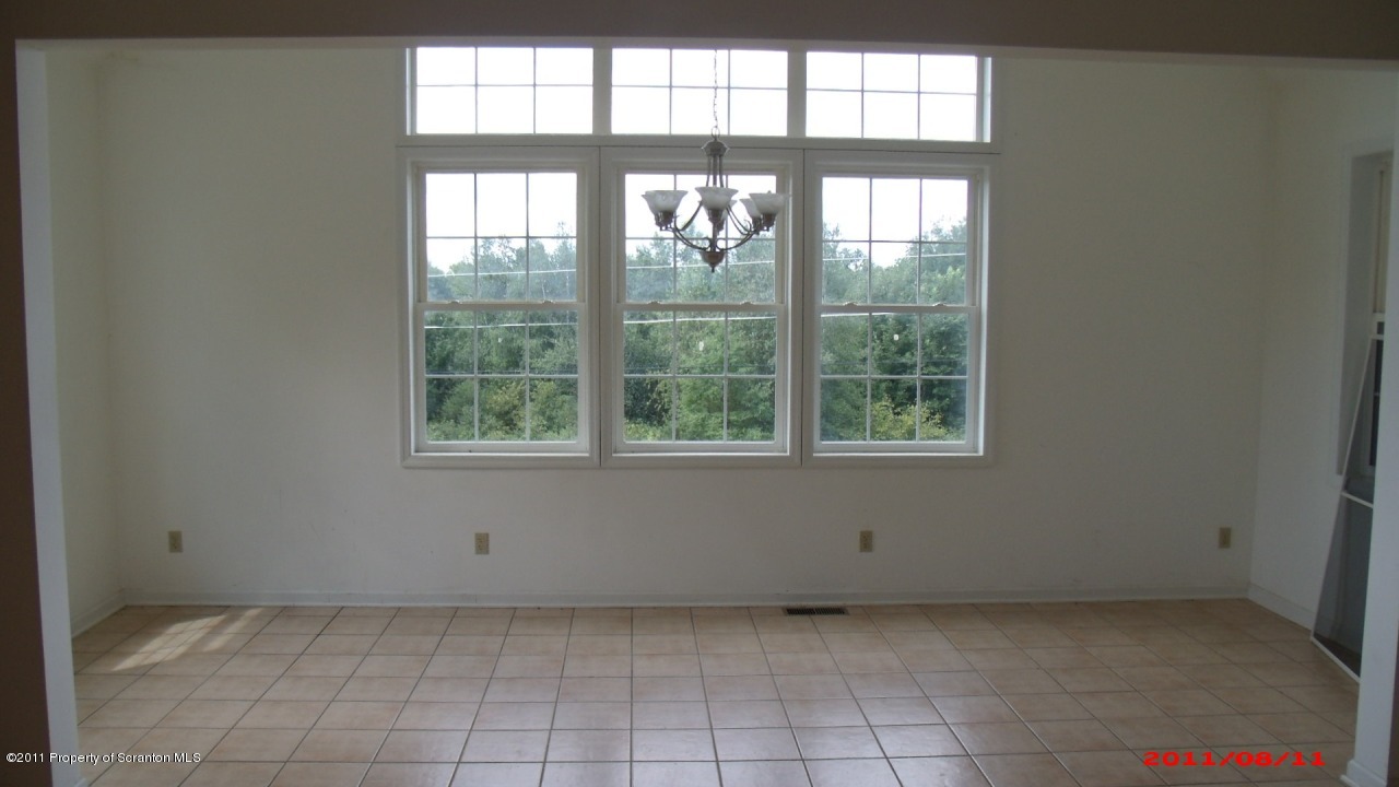 2 Pitcavage Moscow, PA 18444 - Photo 25 of 27 an empty room with a window