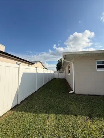 $2,800 | 1809 Paradise Drive, Kissimmee, FL 34741