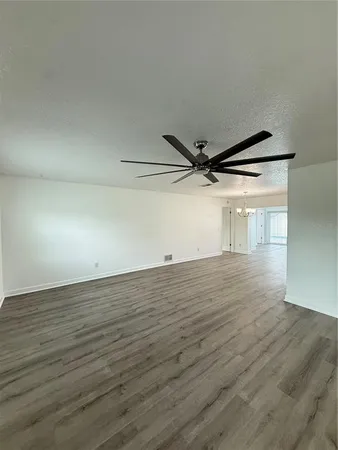 $2,800 | 1809 Paradise Drive, Kissimmee, FL 34741