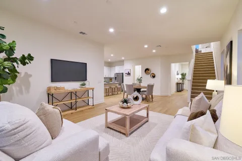 $1,250,000 | 757 Michael Ct Vista, Vista, CA 92081