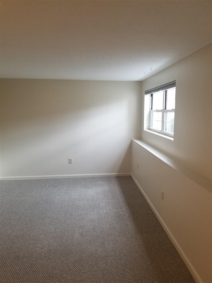 15 East Ridge Road, Unit B1 Merrimack, NH 03054 - Photo 4 of 7