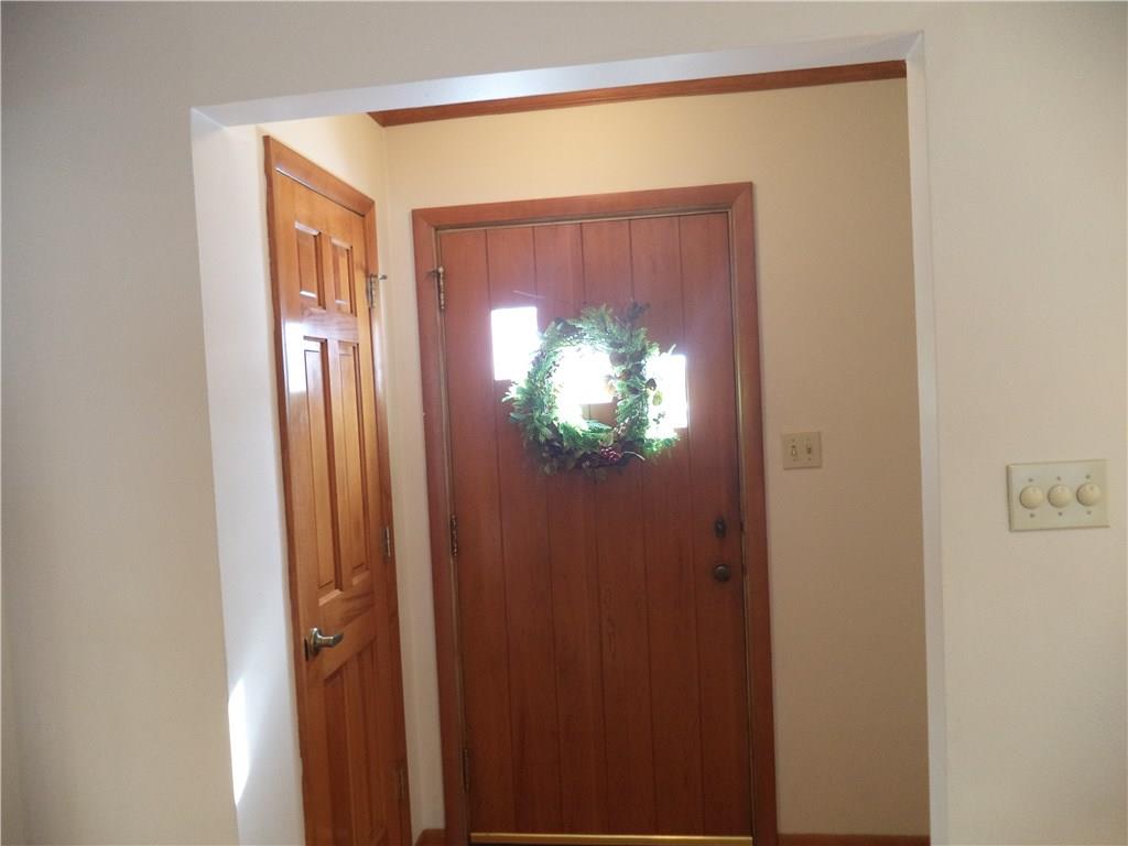 2104 Ritchie Street Aliquippa, PA 15001 - Photo 3 of 23 Gallery Image 3