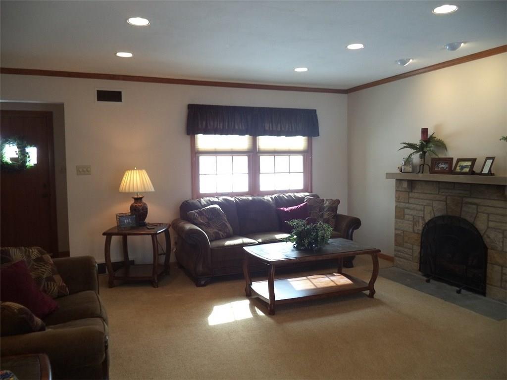 2104 Ritchie Street Aliquippa, PA 15001 - Photo 4 of 23 Gallery Image 4