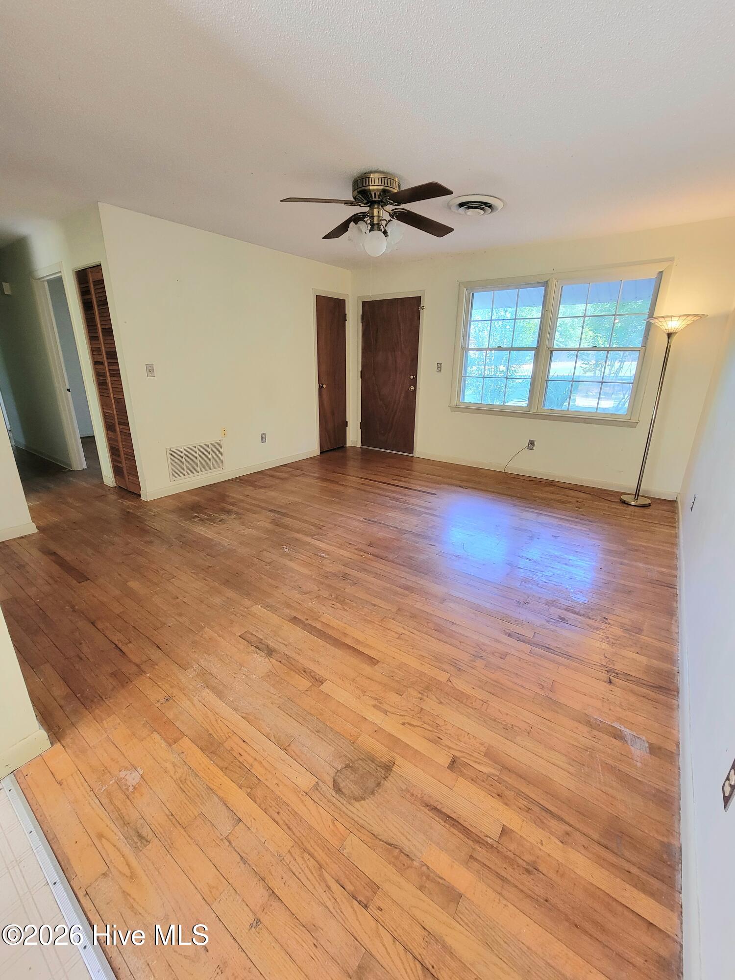4366 Hammond Circle Martinez, GA 30907 - Photo 4 of 18 20260518_111303