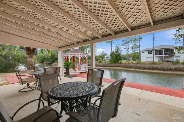 $499,999 | 2651 San Clemente Drive, Milton, FL 32583