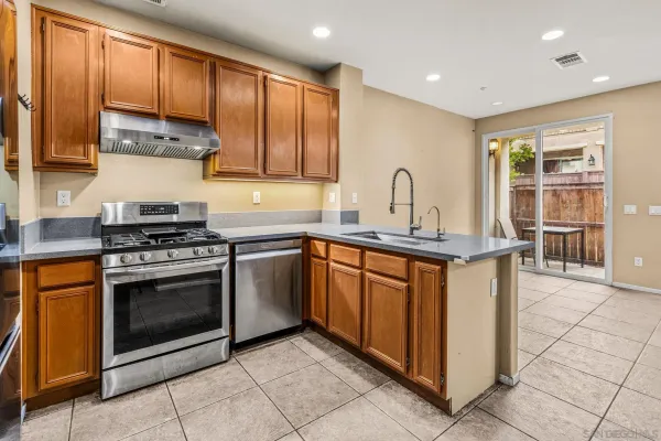 $449,999 | 41885 Davenport Way, Unit C, Murrieta, CA 92562