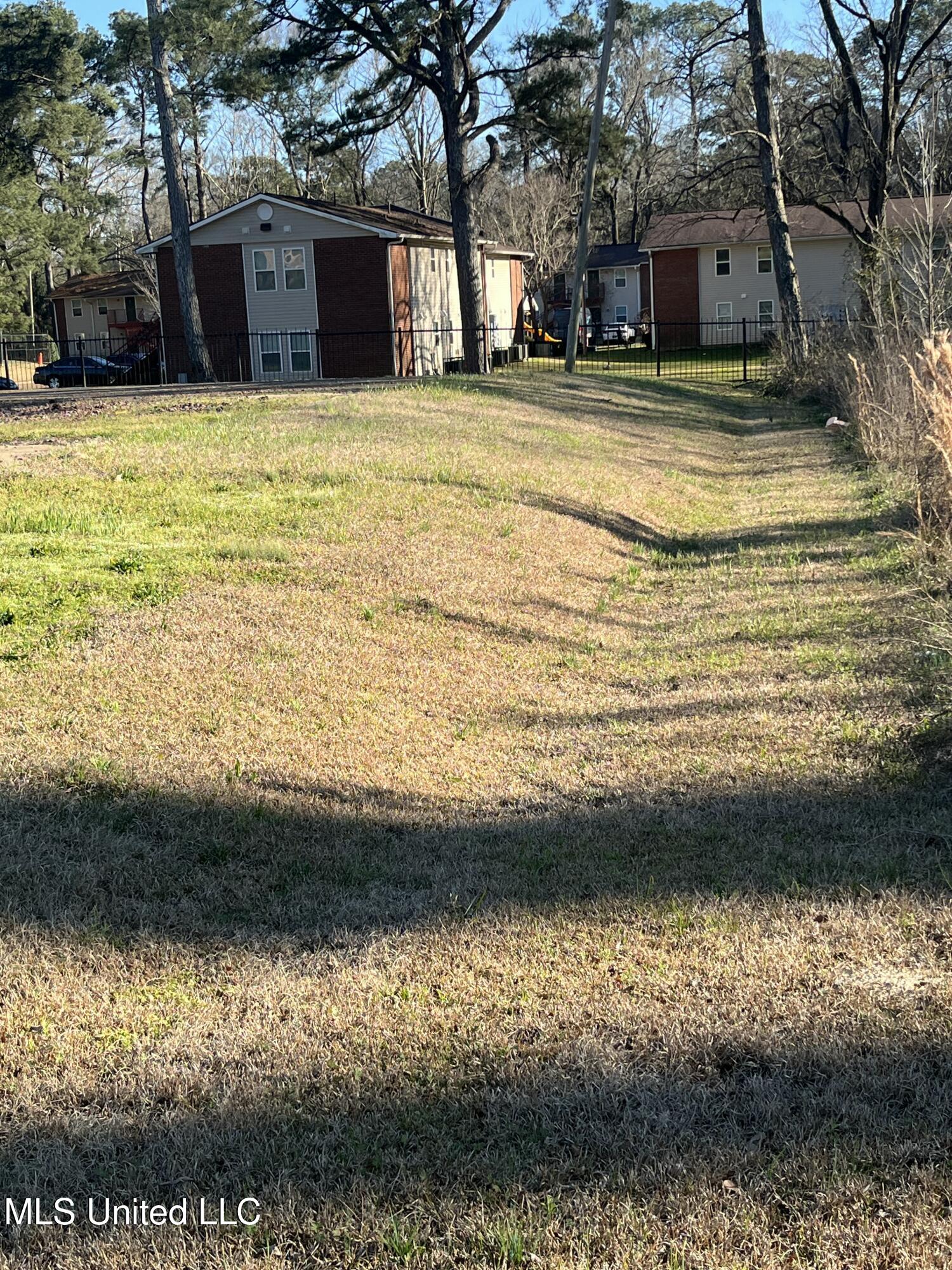 Forest Avenue Jackson, MS 39206 - Photo 7 of 11 IMG_4329