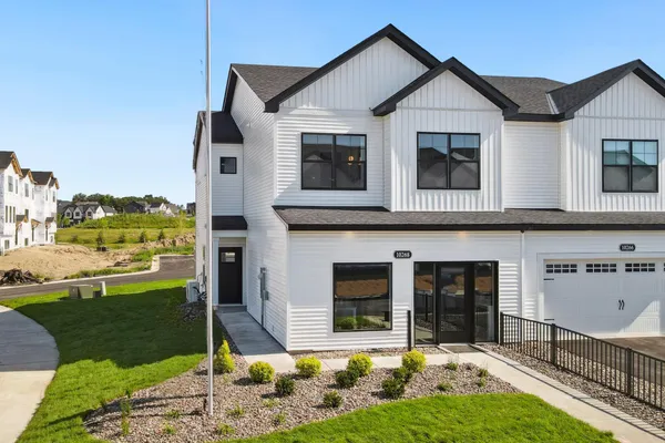 $433,531 | 10268 Birchwood Circle, Victoria, MN 55318