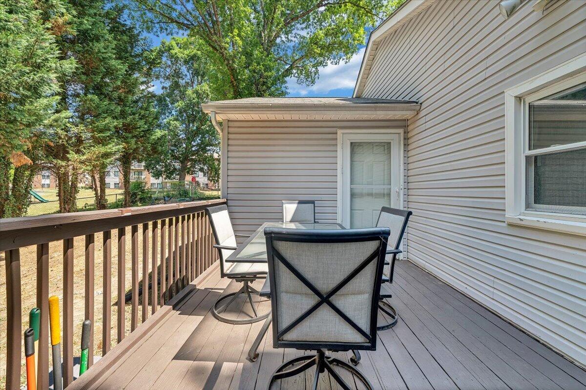 105 Barnett Road Salem, VA 24153 - Photo 29 of 44 29-MIB02673