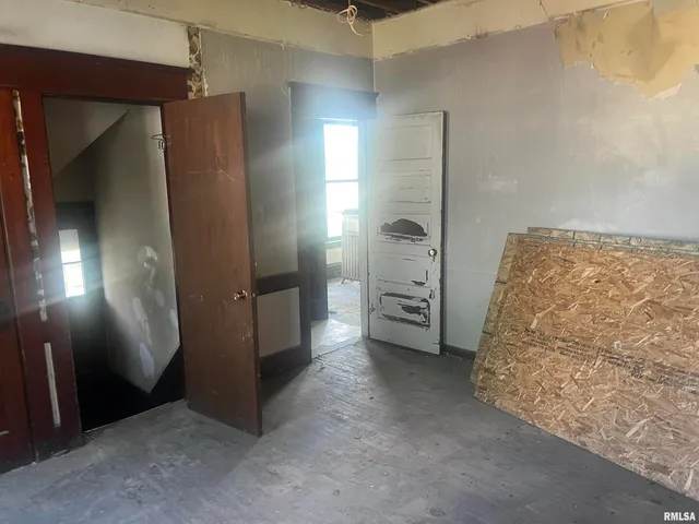 a view of empty room