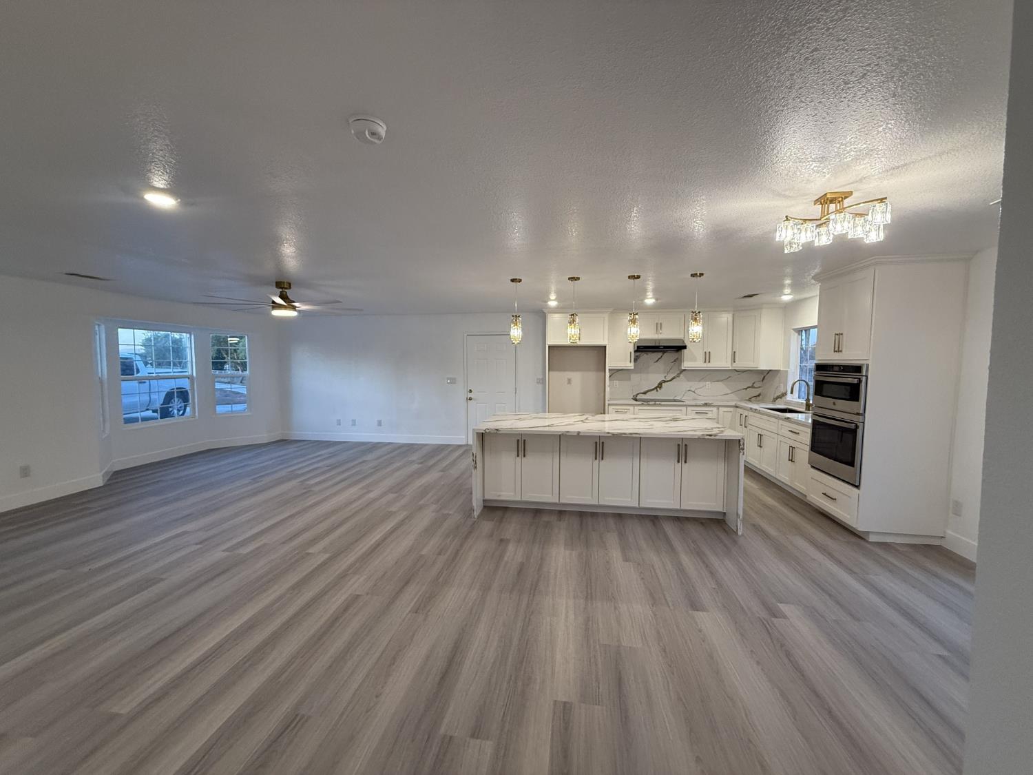 36610 Kenneth Avenue Madera, CA 93636 - Photo 16 of 38