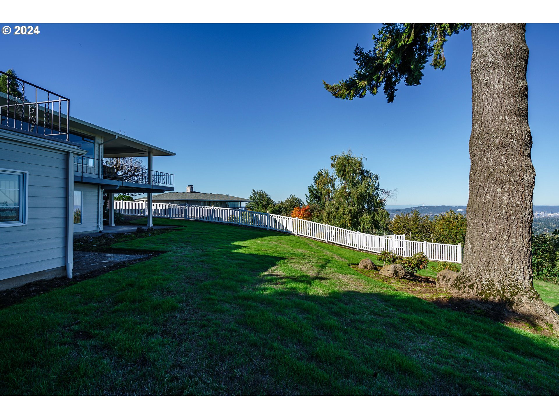 10777 Southeast Ridgeway Drive Happy Valley, OR 97086 - Photo 36 of 42 Gallery Image 36