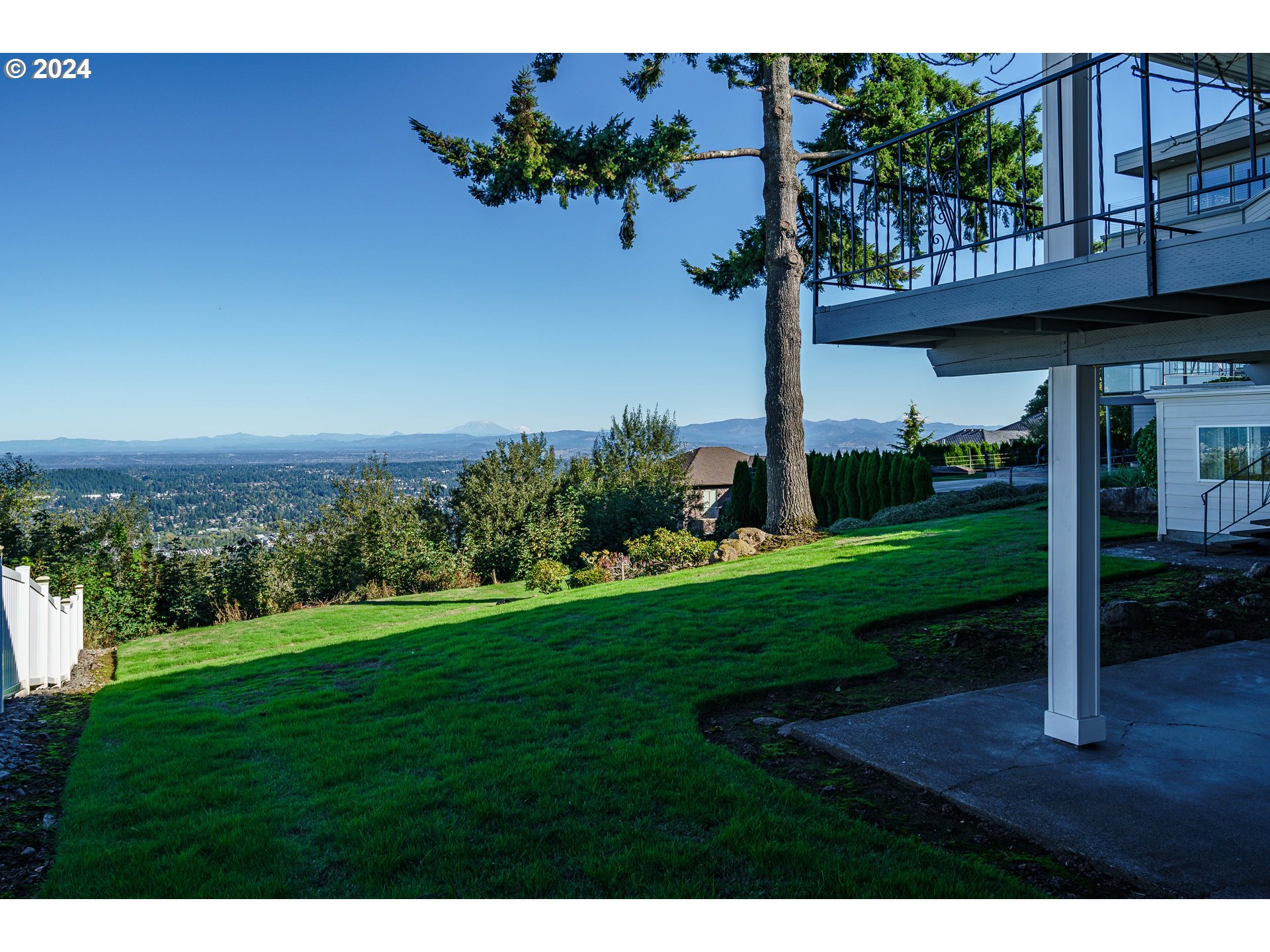 10777 Southeast Ridgeway Drive Happy Valley, OR 97086 - Photo 38 of 42 Gallery Image 38