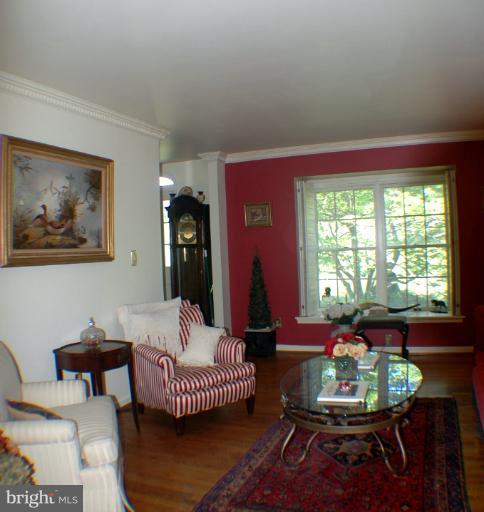 20023 Gore Mill Road Freeland, MD 21053 - Photo 11 of 20 Living Room