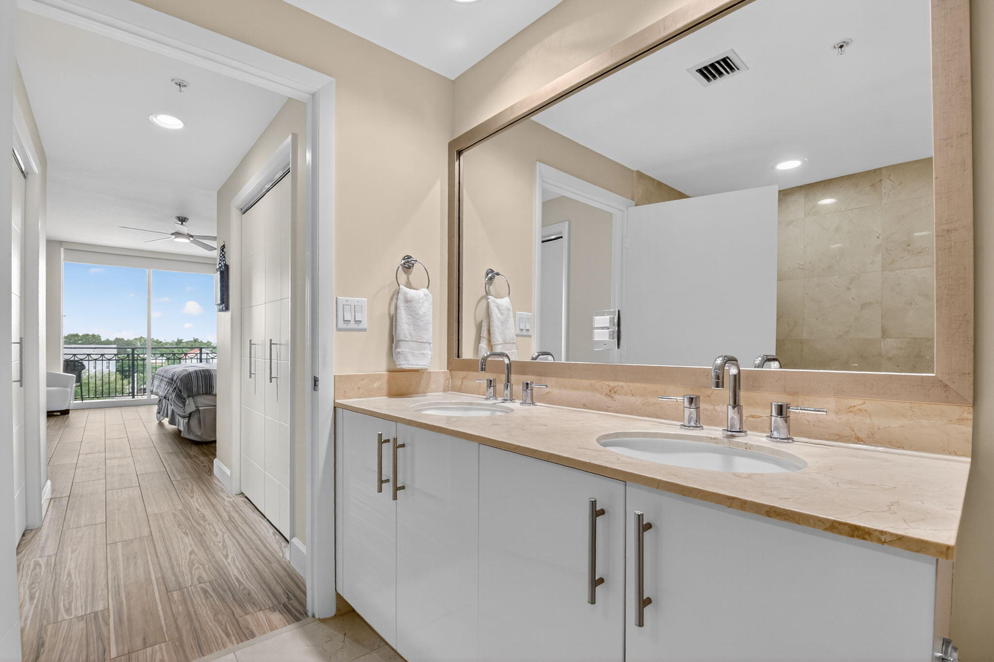 550 Okeechobee Boulevard, Unit 423 West Palm Beach, FL 33401 - Photo 25 of 120 Primary Bathroom, Double Sink Vanity