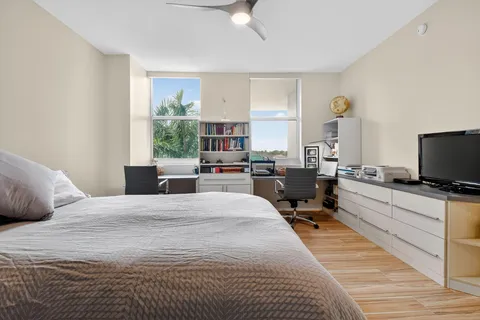 $999,000 | 550 Okeechobee Boulevard, Unit 423, West Palm Beach, FL 33401