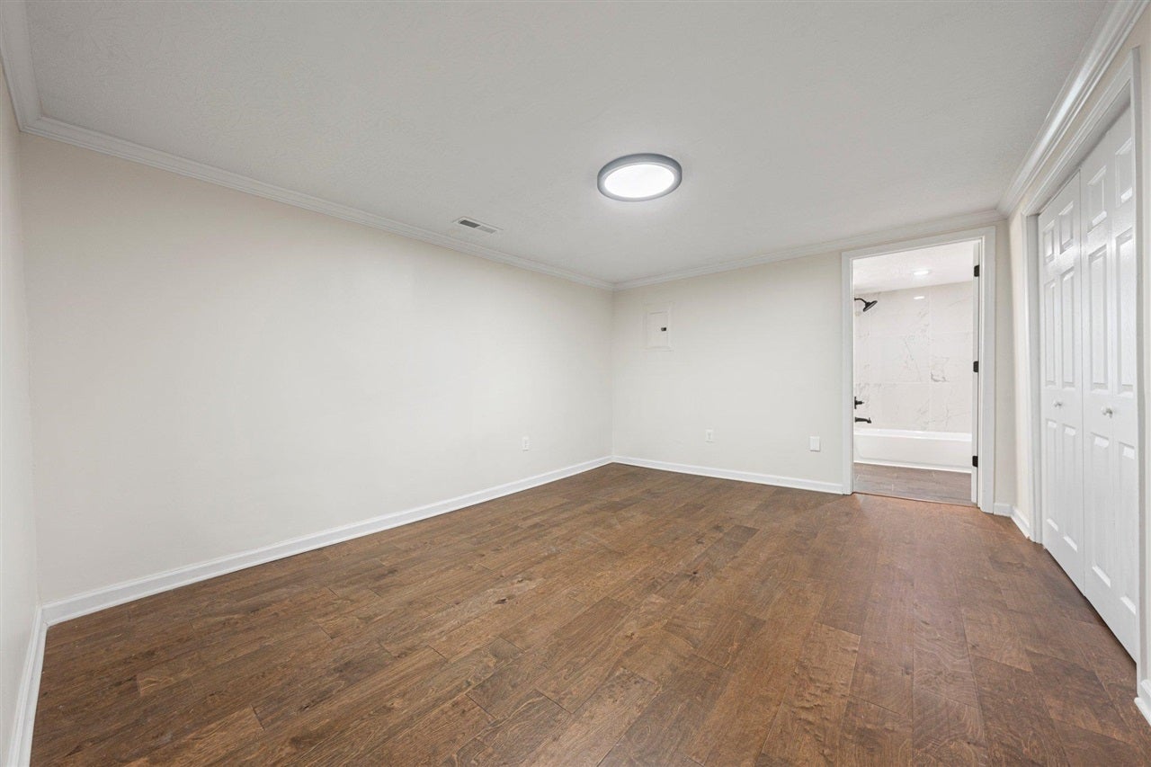 718 Morehead Road Bowling Green, KY 42101 - Photo 20 of 33 Gallery Image 20