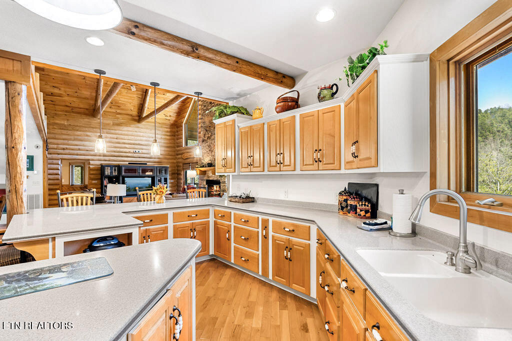 206 Cobblestone Way Townsend, TN 37882 - Photo 18 of 50 16-DSC04359-HDR