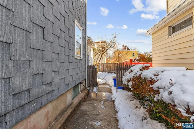 $399,888 | 33 Oak Street, Bloomfield, NJ 07003