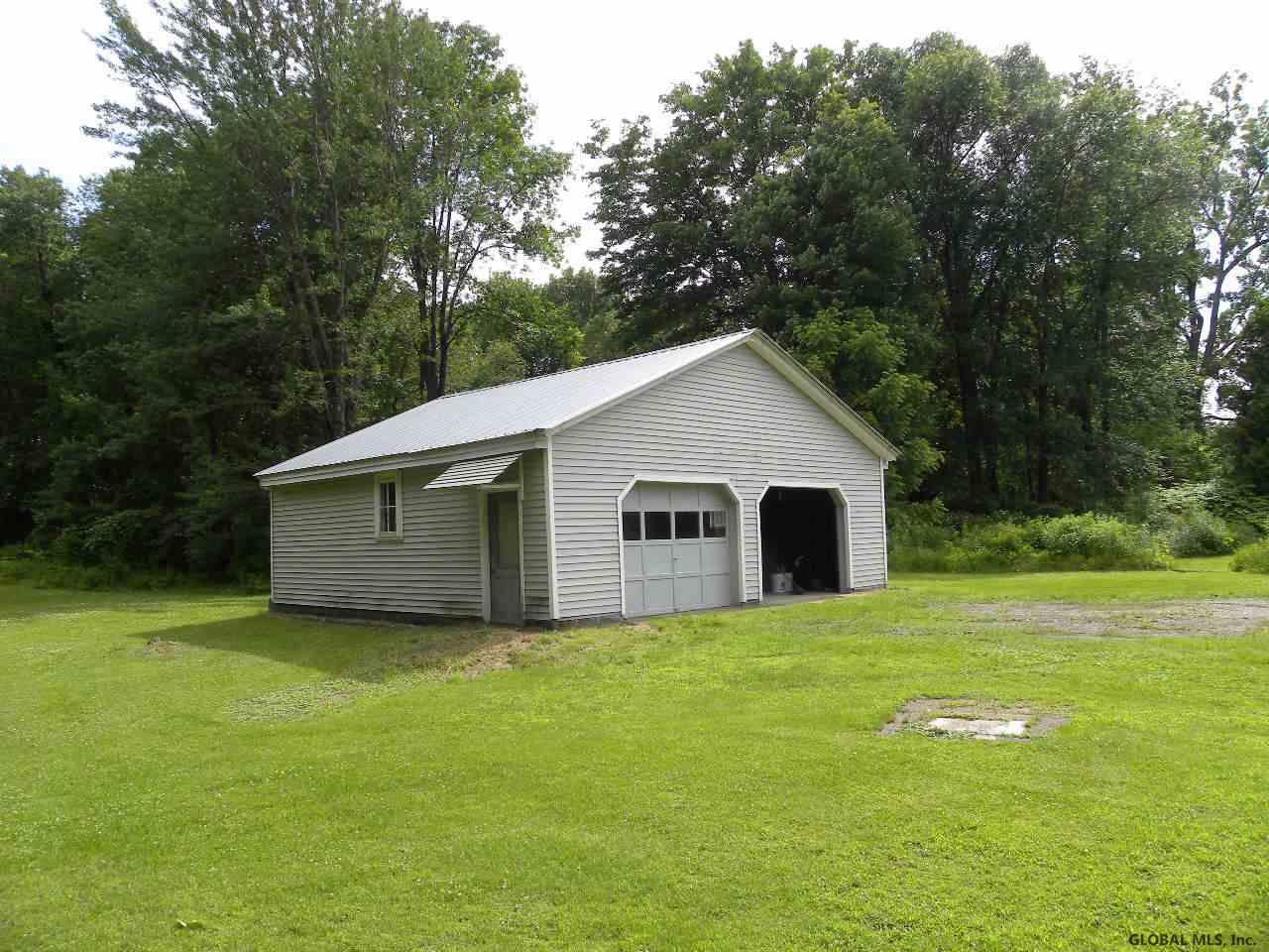 12 Tabor Road Halfmoon, NY 12151 - Photo 2 of 8 Photo 2