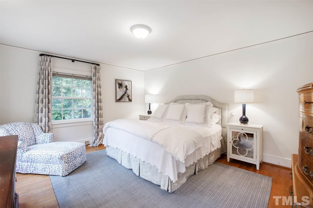 1121 Harvey Street Raleigh, NC 27608 - Photo 22 of 29