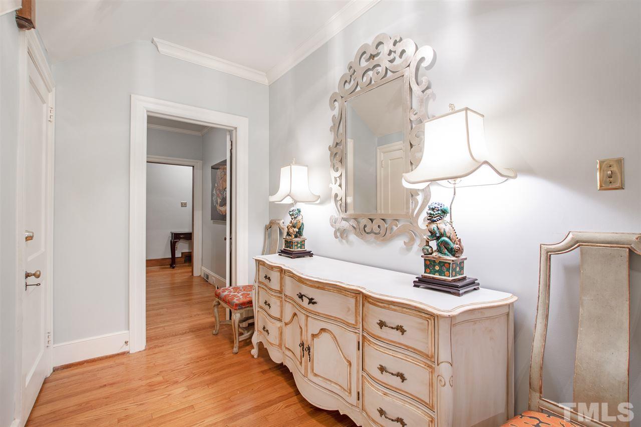 1121 Harvey Street Raleigh, NC 27608 - Photo 8 of 29