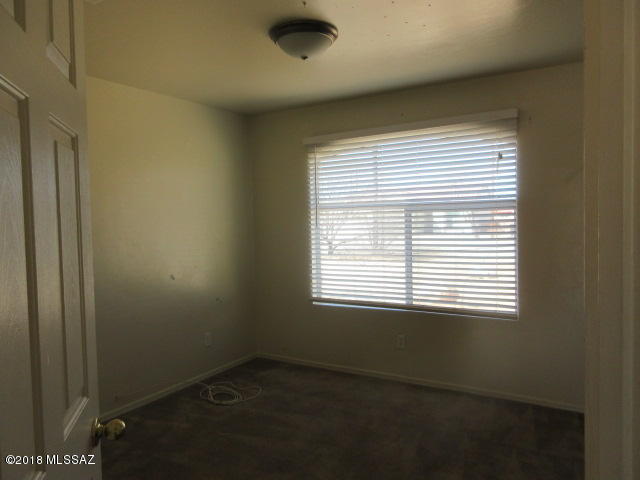 129 Alemania Court Rio Rico, AZ 85648 - Photo 7 of 14