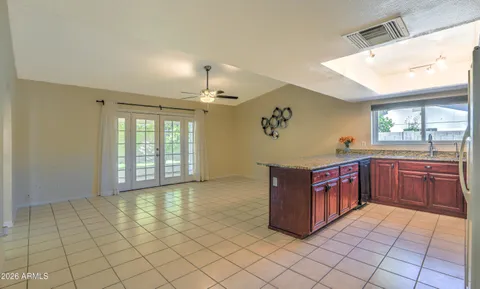 $425,000 | 3136 West Tierra Buena Lane, Phoenix, AZ 85053