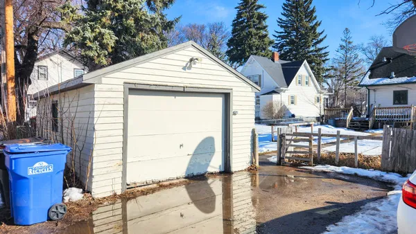 $199,000 | 820 11th Street North, Fargo, ND 58102