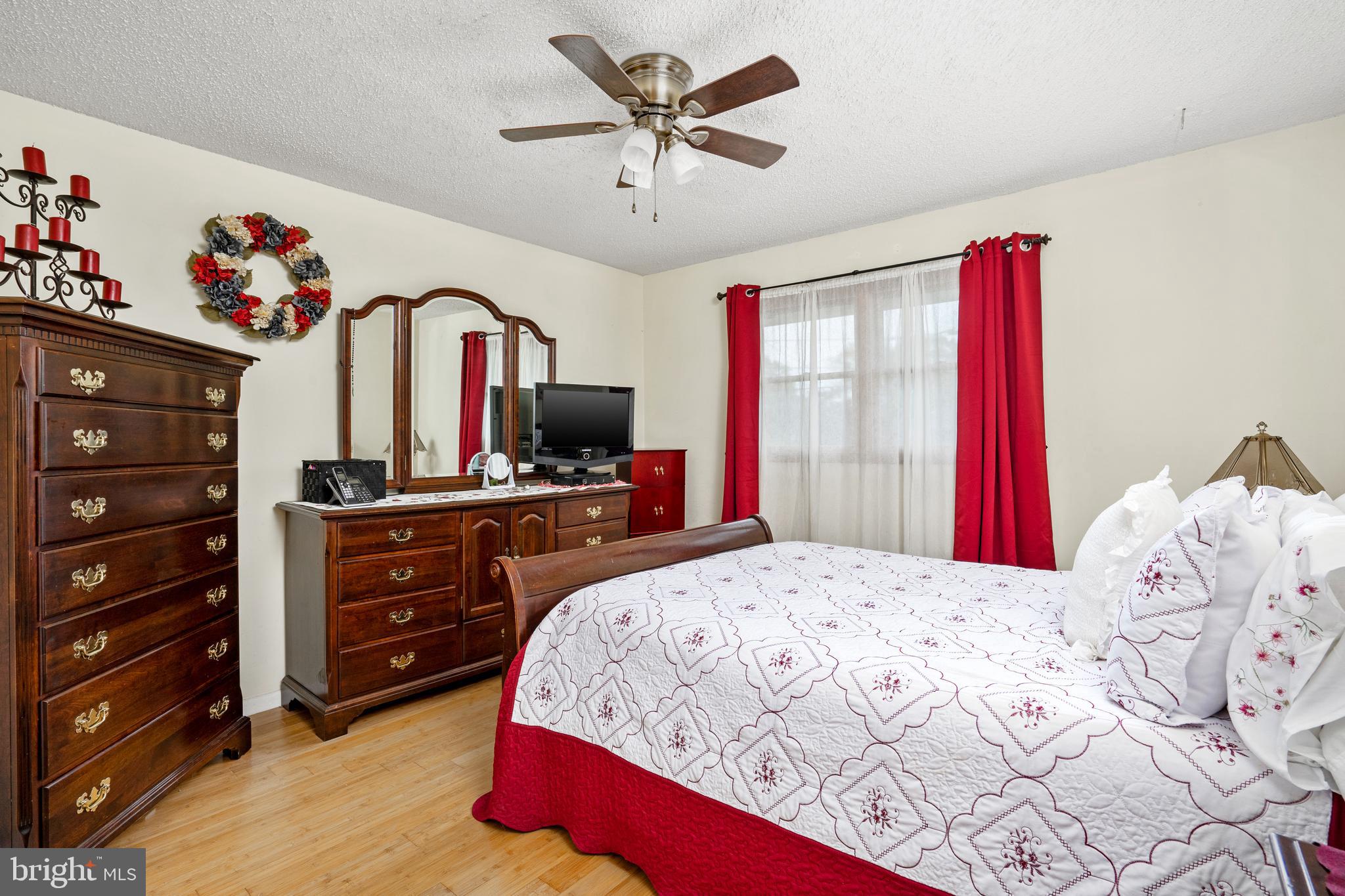 2 Dailey Drive Hamilton, NJ 08620 - Photo 14 of 28 Master bedroom