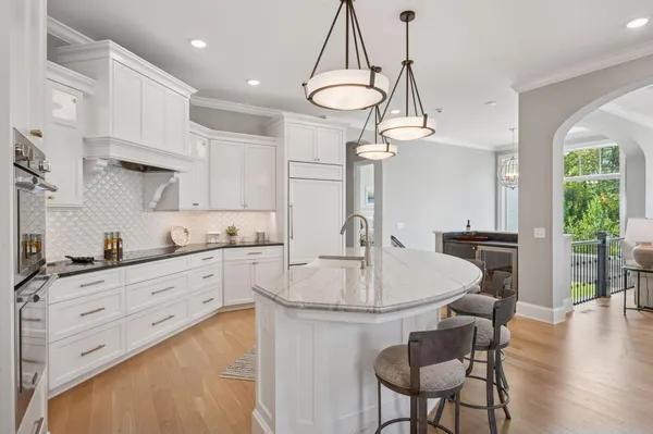 $1,775,000 | 677 Shawnee Woods Road, Medina, MN 55340