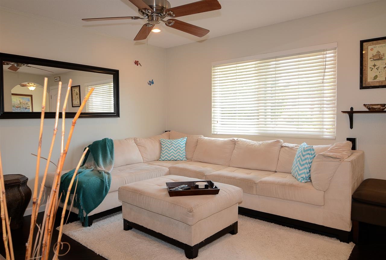 264 Rosebay Drive Encinitas, CA 92024 - Photo 2 of 15