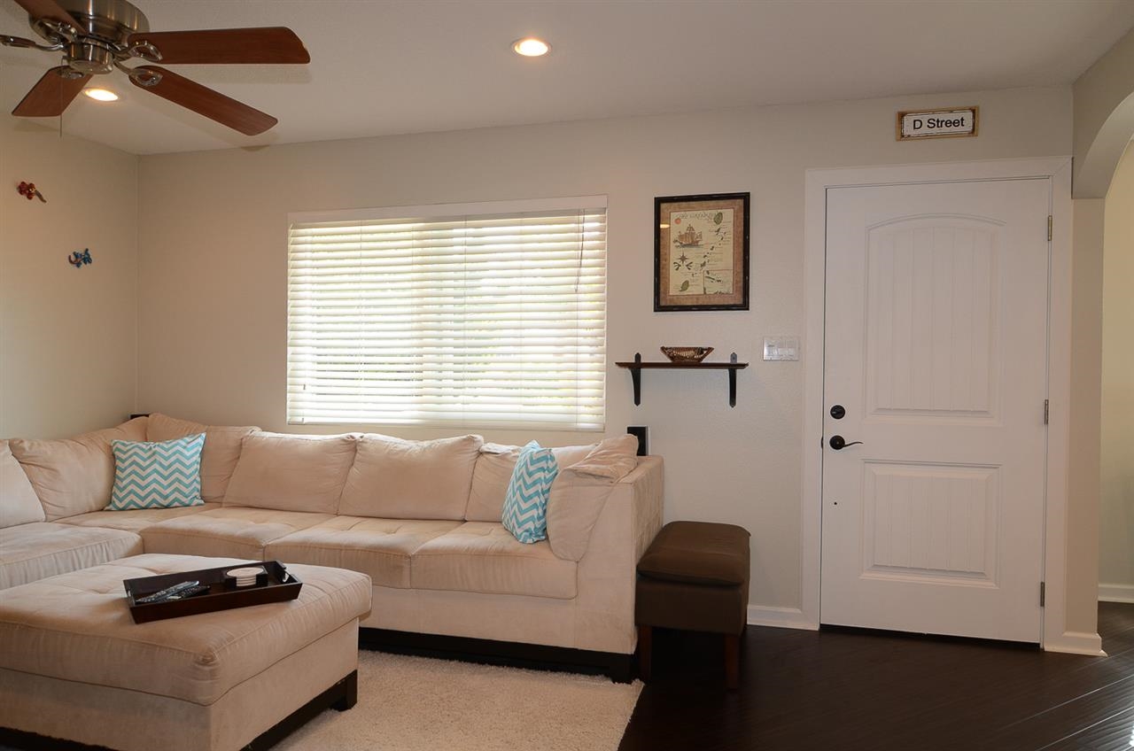 264 Rosebay Drive Encinitas, CA 92024 - Photo 8 of 15