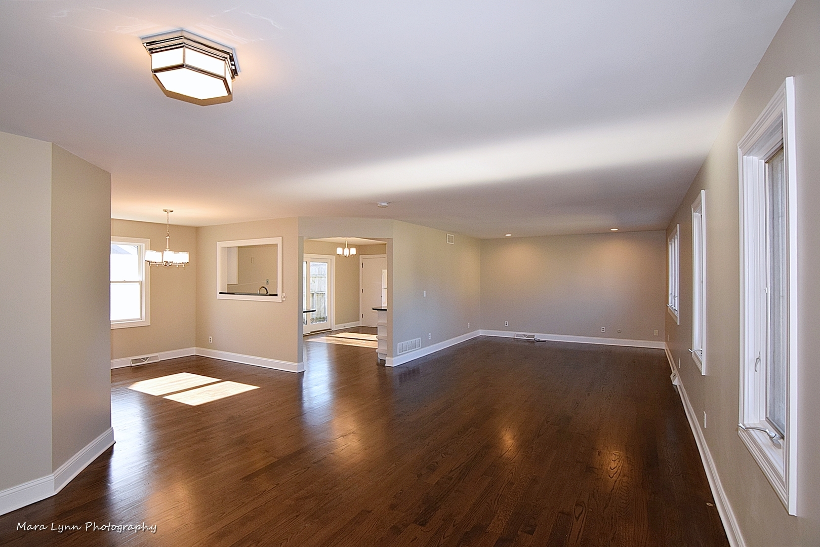 324 Spring Street Geneva, IL 60134 - Photo 5 of 32