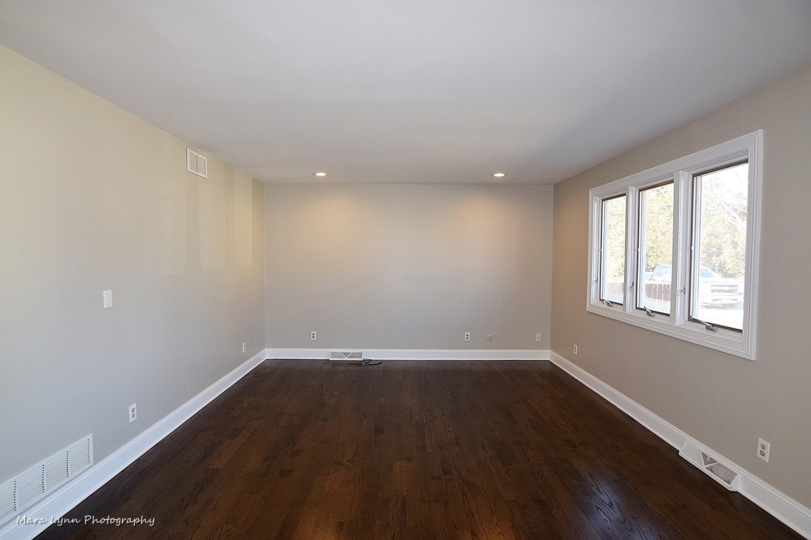 324 Spring Street Geneva, IL 60134 - Photo 7 of 32