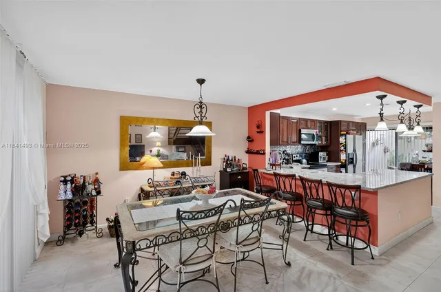 $520,000 | 3402 Torremolinos Avenue, Unit F35, Doral, FL 33178