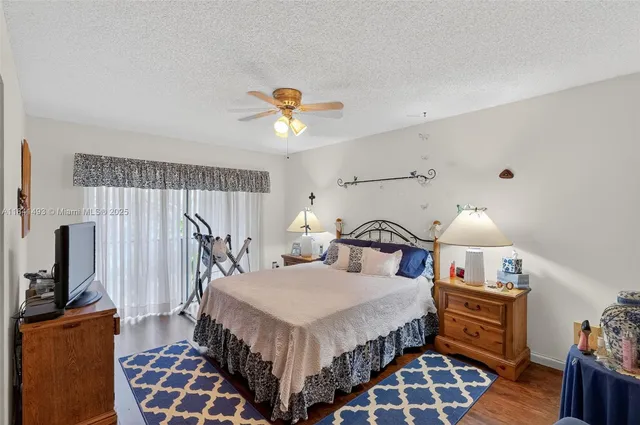 $520,000 | 3402 Torremolinos Avenue, Unit F35, Doral, FL 33178