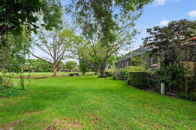 $520,000 | 3402 Torremolinos Avenue, Unit F35, Doral, FL 33178