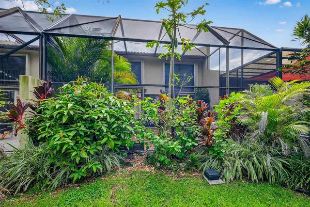 $520,000 | 3402 Torremolinos Avenue, Unit F35, Doral, FL 33178