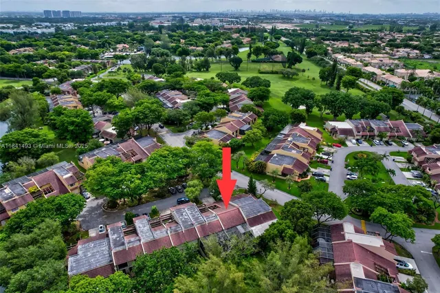 $520,000 | 3402 Torremolinos Avenue, Unit F35, Doral, FL 33178