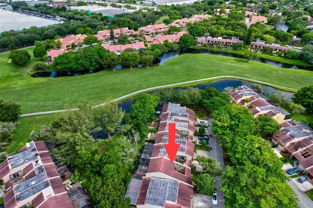 $520,000 | 3402 Torremolinos Avenue, Unit F35, Doral, FL 33178