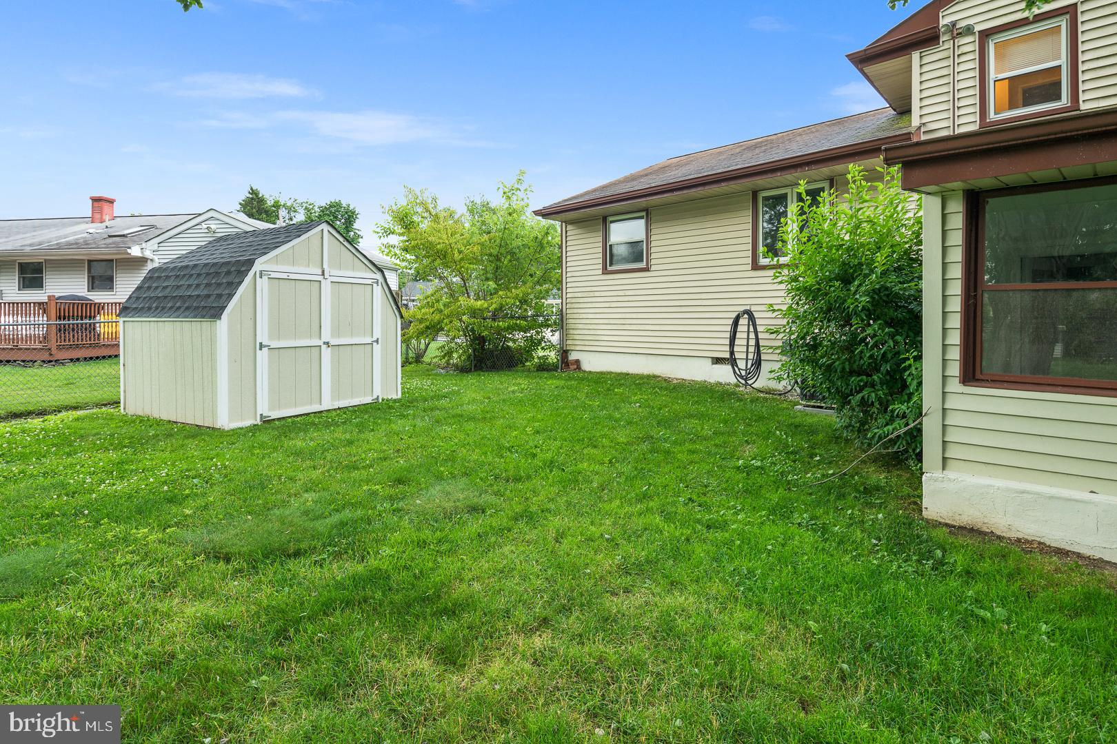 27 Sun Valley Road Hamilton, NJ 08690 - Photo 22 of 23