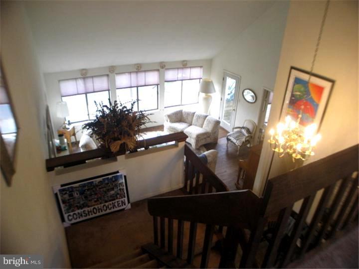 151 Upper Gulph Road Radnor, PA 19087 - Photo 4 of 16 Foyer