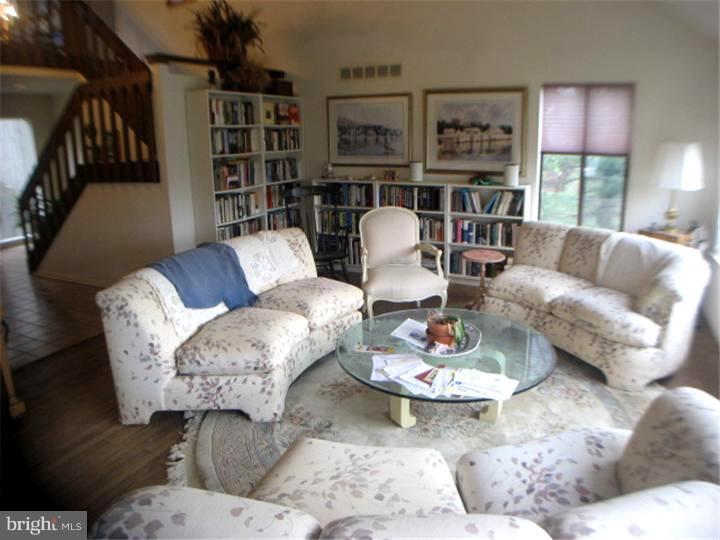 151 Upper Gulph Road Radnor, PA 19087 - Photo 6 of 16 Living Room