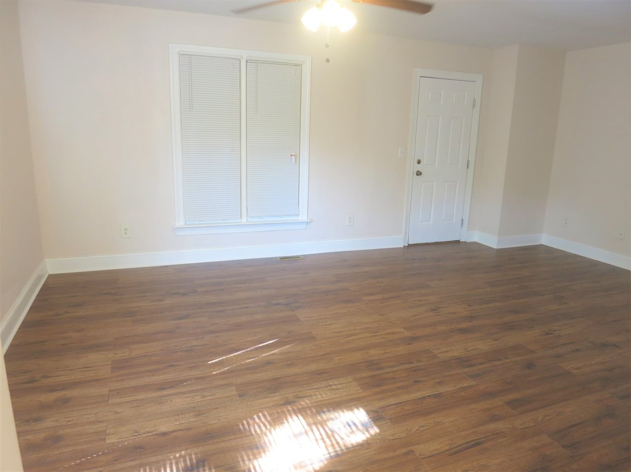 509 Brent Road Raleigh, NC 27606 - Photo 5 of 9 Photo 5
