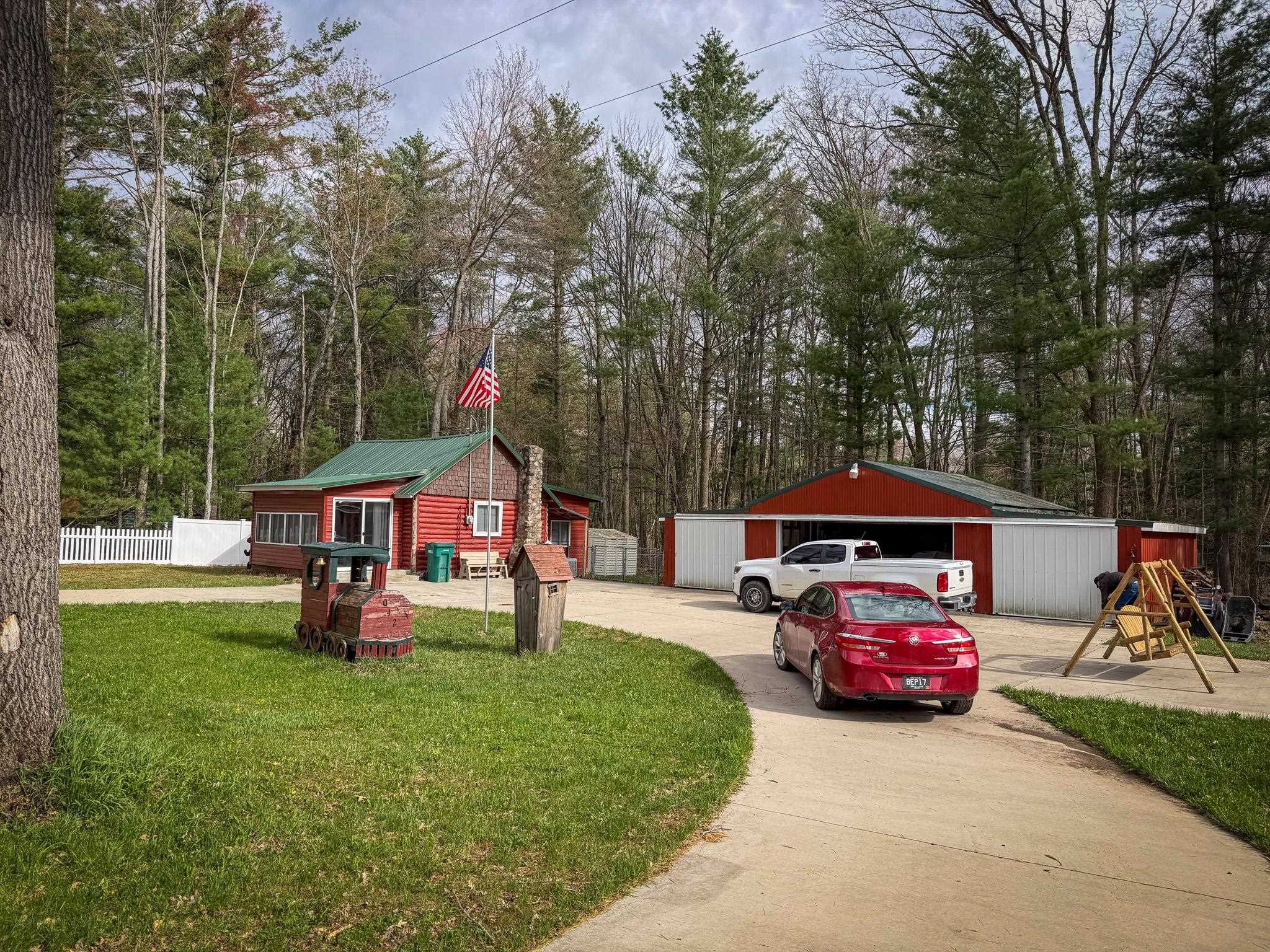 3042 East Stockwell Road Harrison, MI 48625 - Photo 3 of 38
