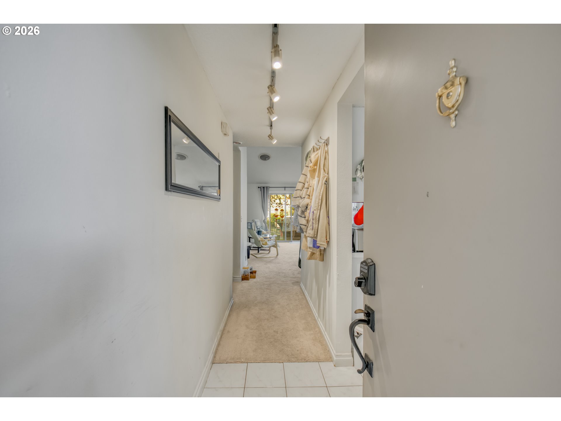 10047 Southwest Trapper Terrace Beaverton, OR 97008 - Photo 3 of 19